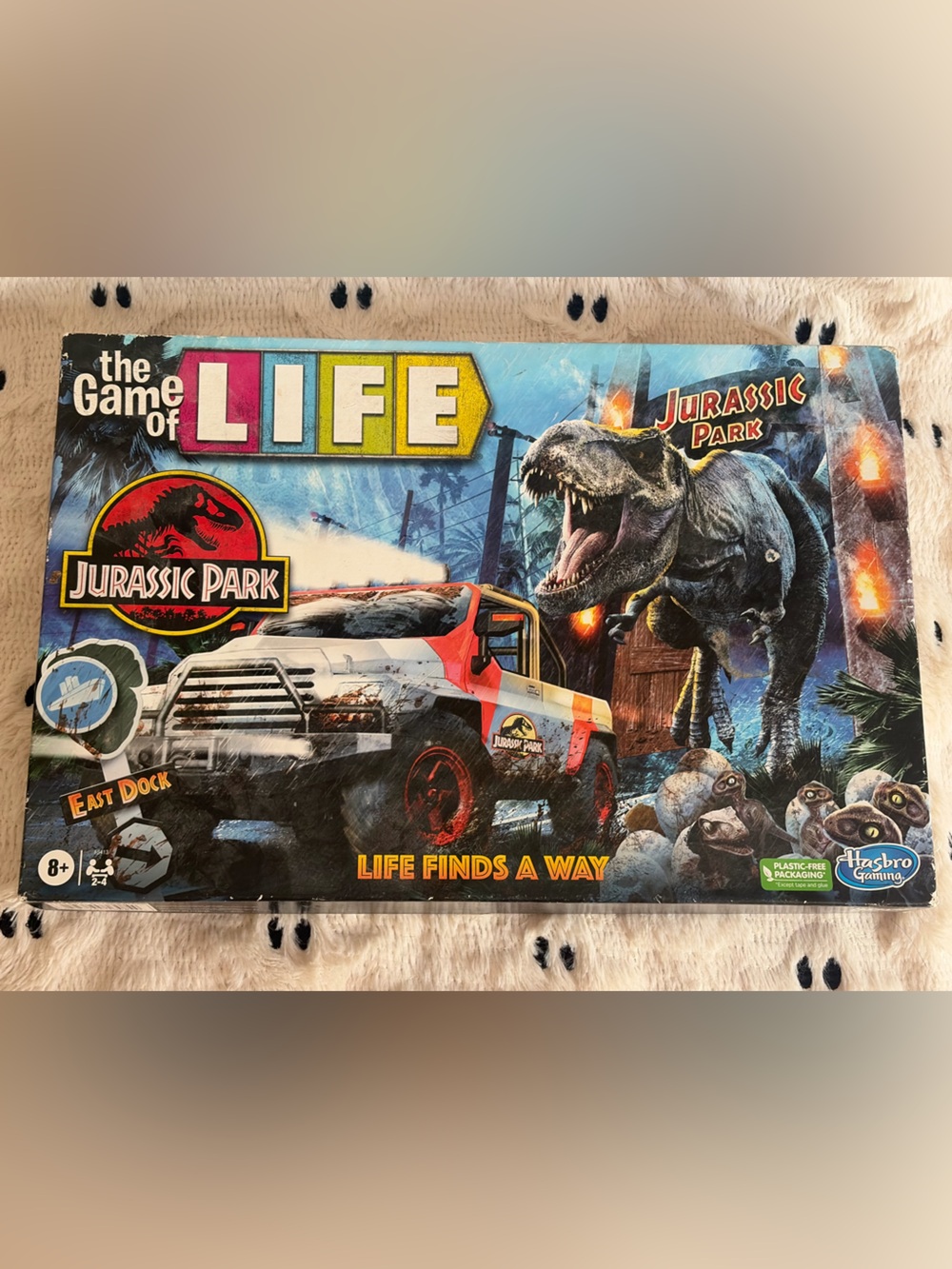 The game of life Jurassic park board game COMPLETE